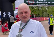 Футбольні коментатори вриваються в біг. Після Денисова тепер і Вацко!