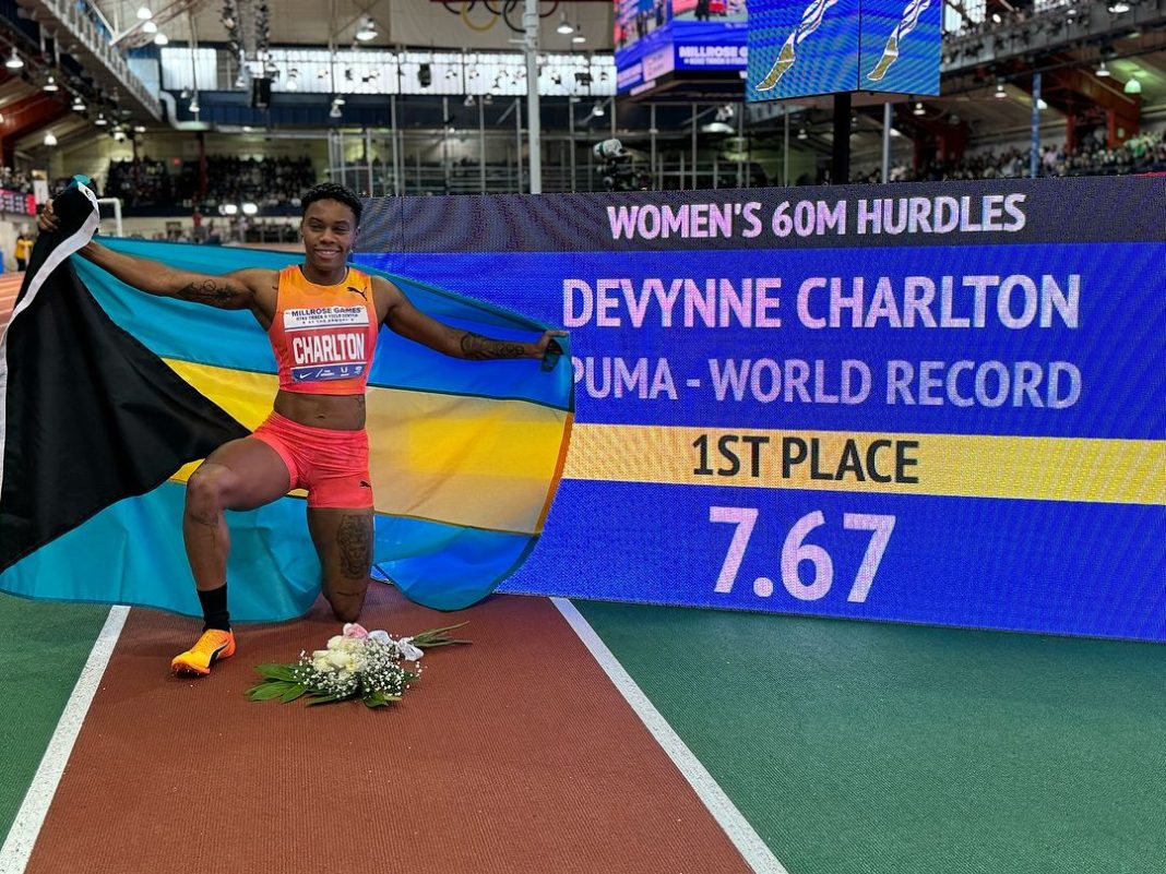 Девайні Чарлтон