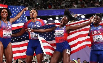 Збірна США вдруге виграла золото ЧС у змішаній естафеті 4х400, повторивши рекорд змагань